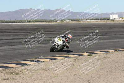 media/Jan-16-2026-CVMA Friday Practice (Fri) [[6f2bf47531]]/5-Racer 4-Trackday1/Session 2 (Bowl)/